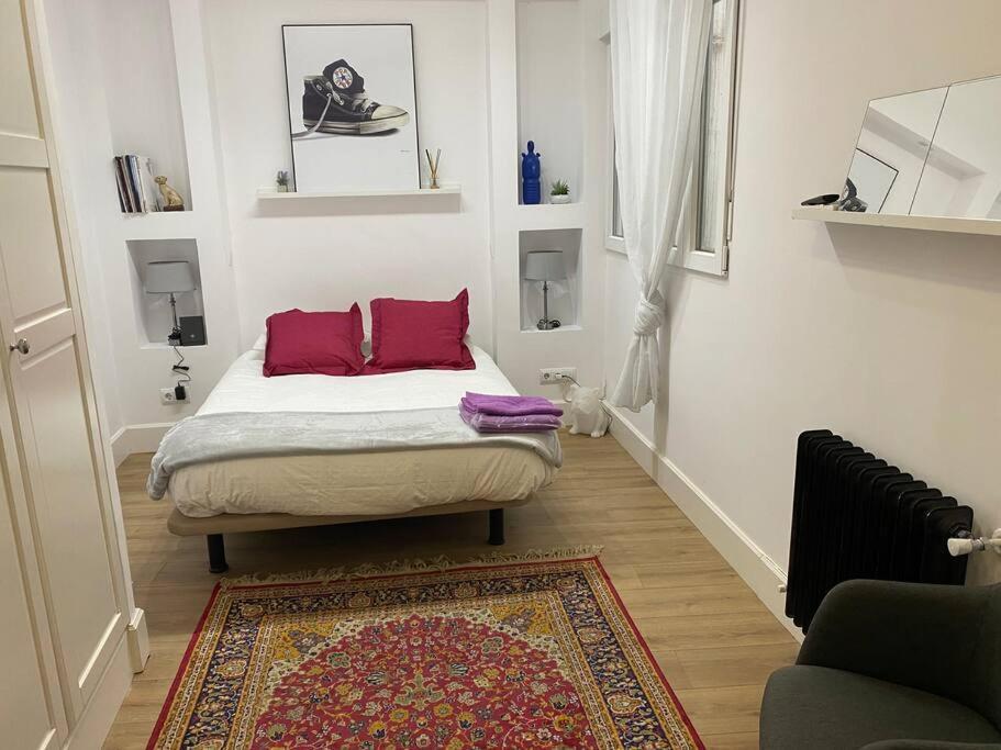 Beautiful Apartment In Chueca, Center Of Мадрид Экстерьер фото