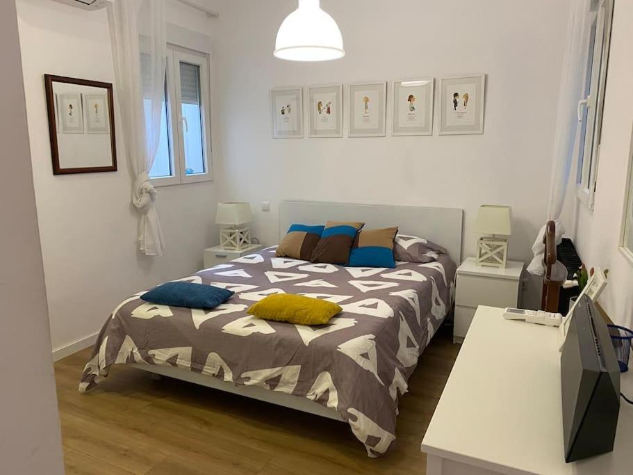 Beautiful Apartment In Chueca, Center Of Мадрид Экстерьер фото